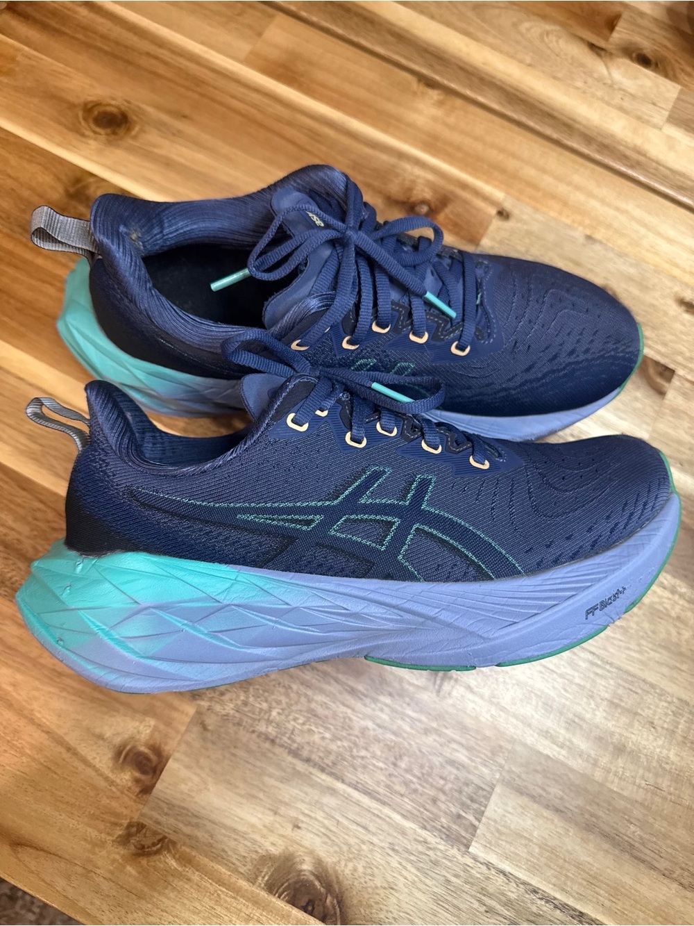 ASICS Novablast 4 Women's Navy & Teal Gradient Running Shoes